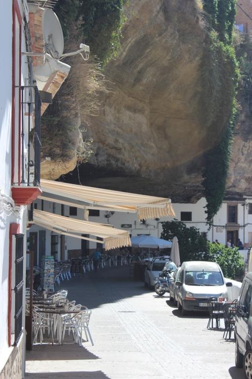 Casa Rural Cuevas Del Sol Setenil De Las Bodegas Exterior foto
