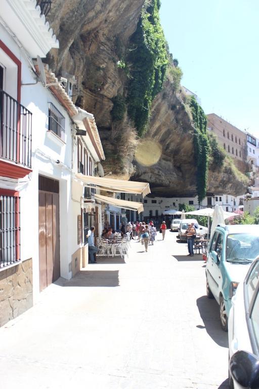 Casa Rural Cuevas Del Sol Setenil De Las Bodegas Exterior foto