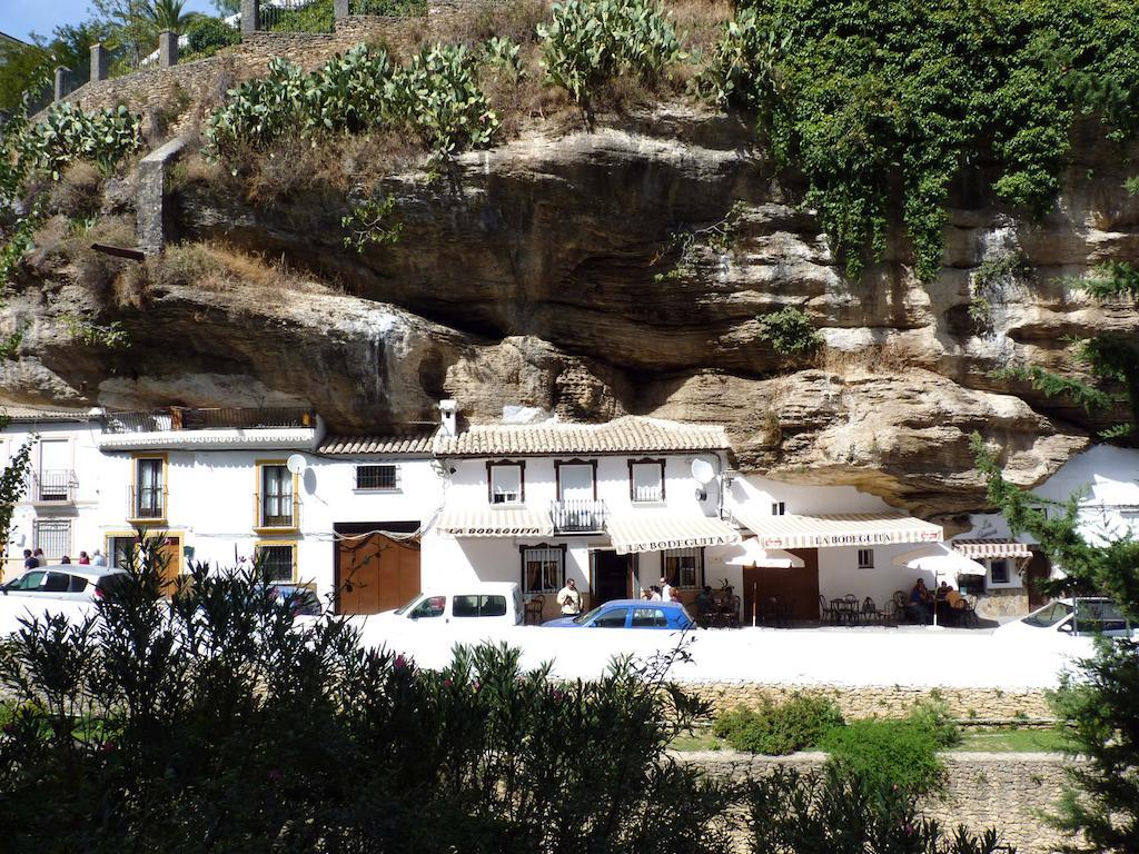Casa Rural Cuevas Del Sol Setenil De Las Bodegas Exterior foto